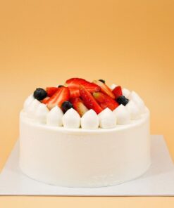 6" Strawberry Yogurt Cake